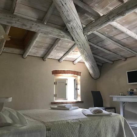 ホテルCasal Del Pigno ペスキエーラ・デル・ガルダ エクステリア 写真