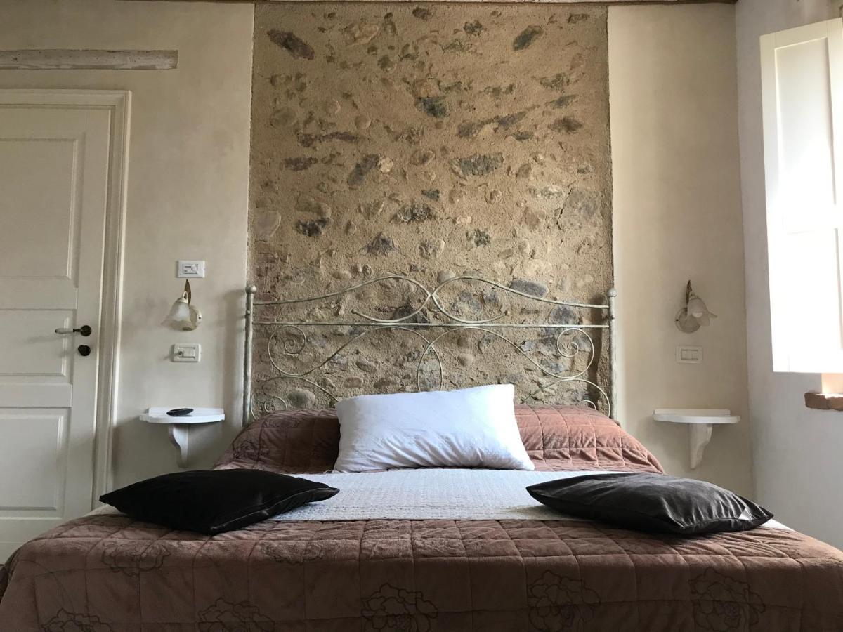 ホテルCasal Del Pigno ペスキエーラ・デル・ガルダ エクステリア 写真